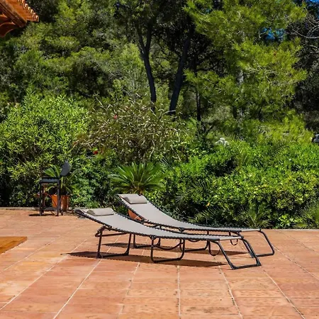 Casa Aladern On The Mhm * Font de sa Cala